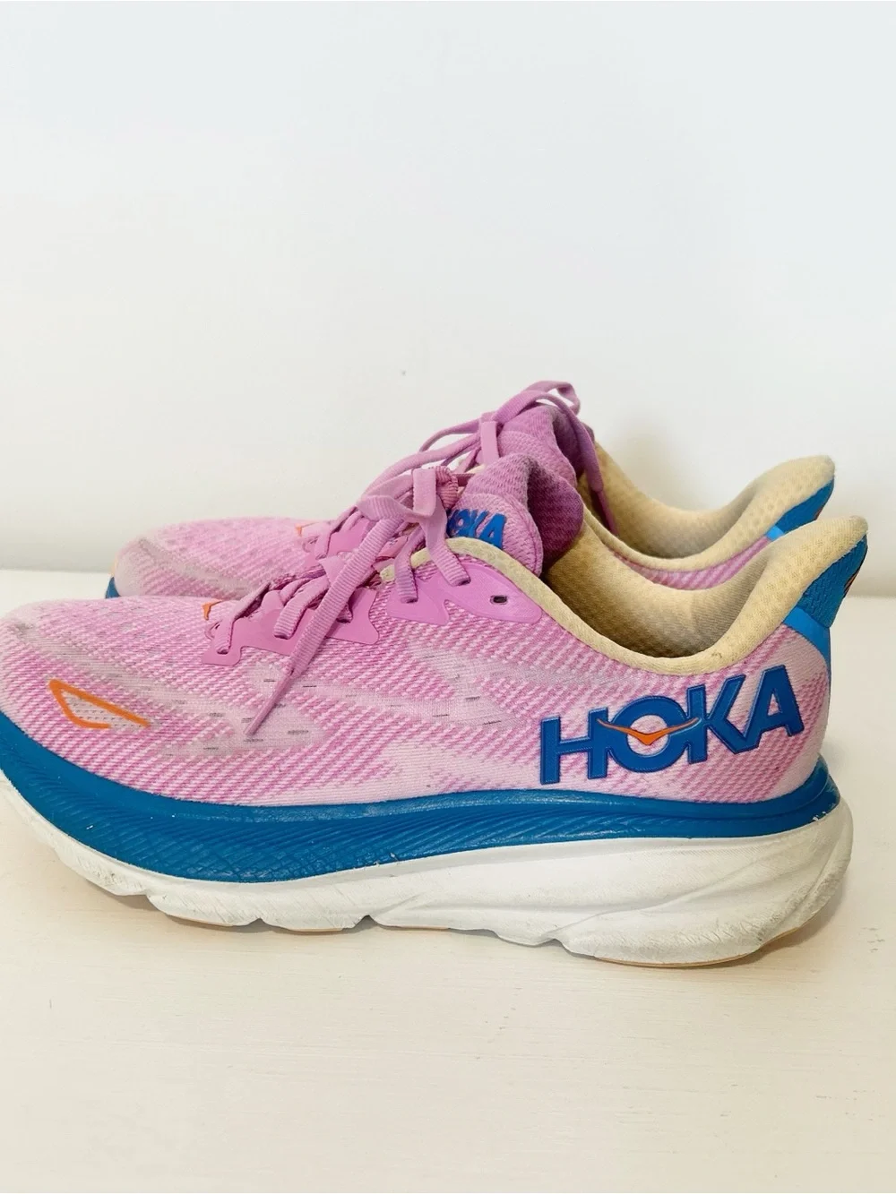 Hoka Clifton 9 Women's Running Shoes Pink and Navy Blue